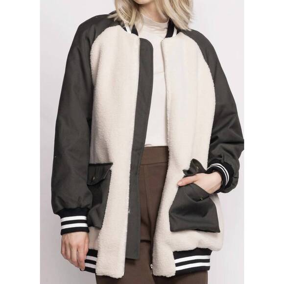 PINK MARTINI Jackets & Blazers - NEW PINK MARTINI marlene jacket in green